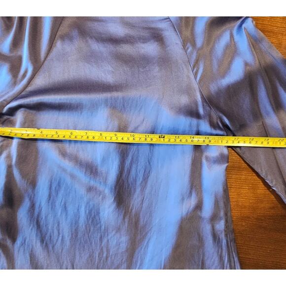 J. Jill Silk Blouse, Blue, Pleated, 52% Silk, 48% Cotton, Sz M - Picture 11 of 11